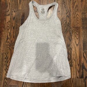 gray athletic tank